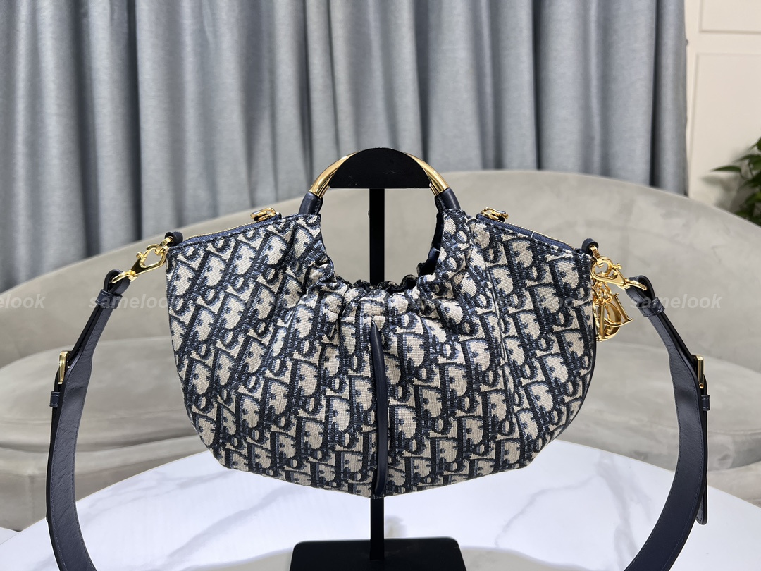 0d19dd3af70c1cc2616e15efe6668eed_1750276887_6521.jpg