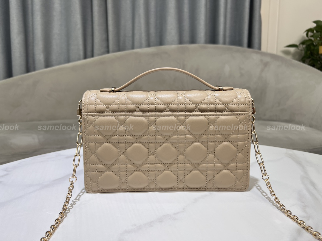 0d19dd3af70c1cc2616e15efe6668eed_1750279496_5378.jpg